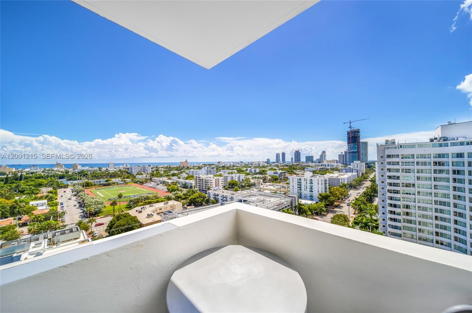 A12001215 — Miami Beach — 16