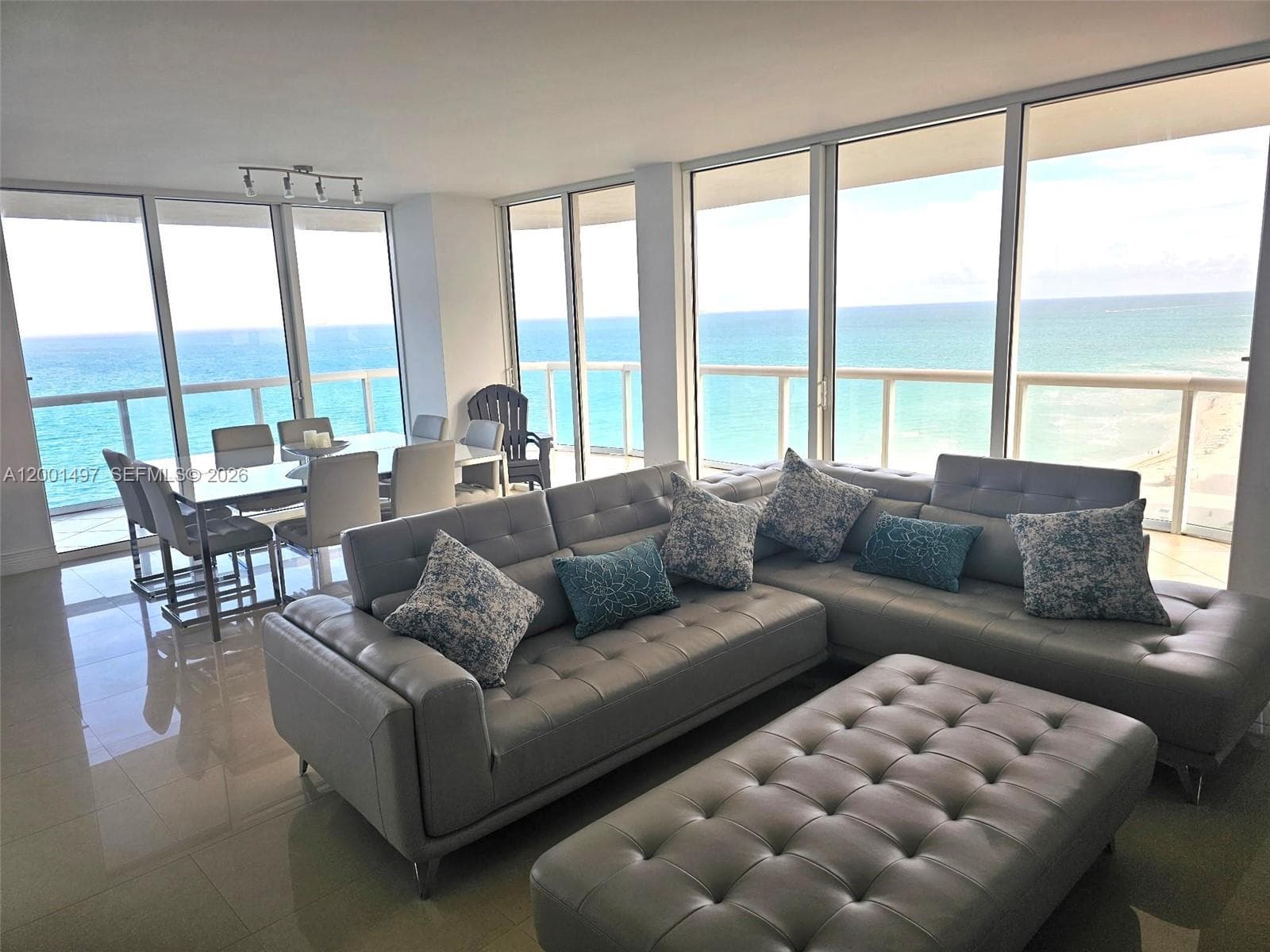 A12001497 — Miami Beach