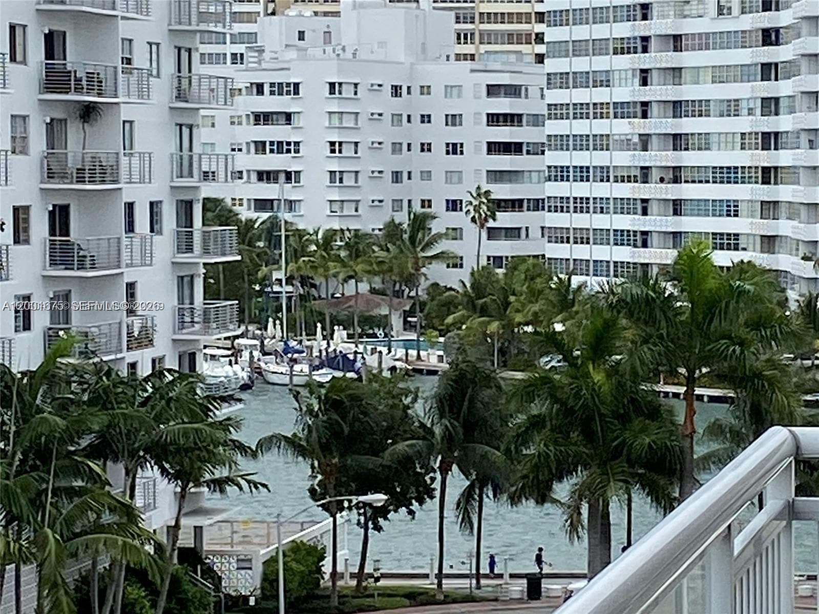 A12001675 — Miami Beach