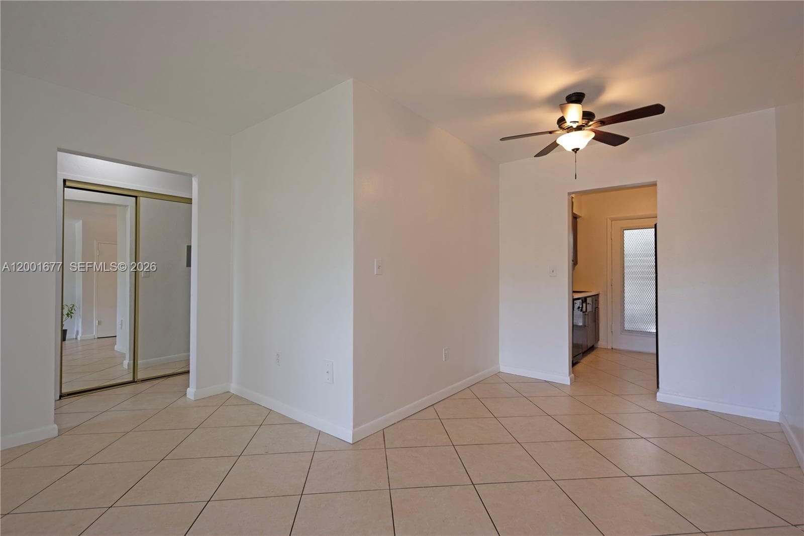 A12001677 — Miami Beach — 5