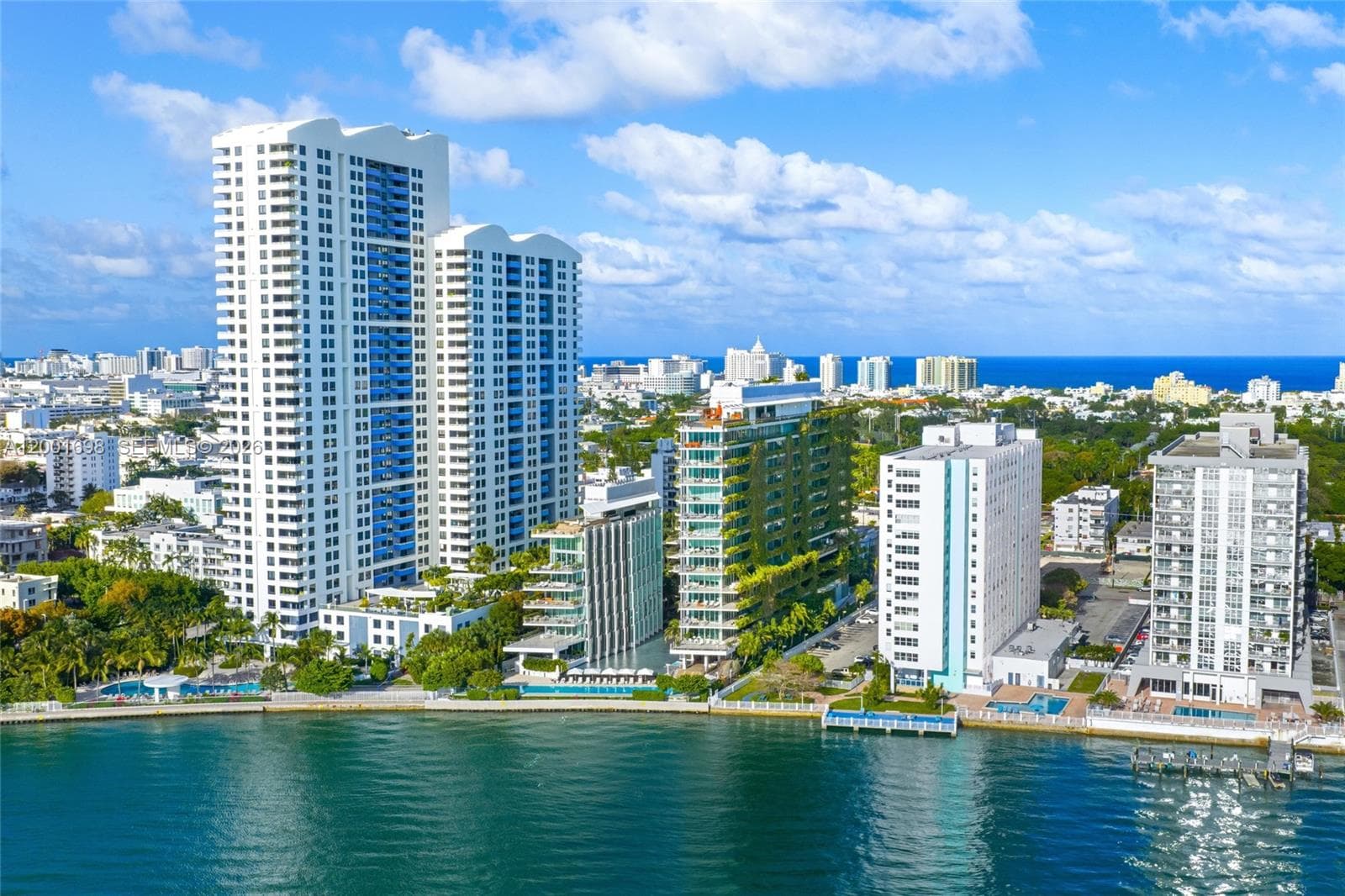 A12001698 — Miami Beach — 51