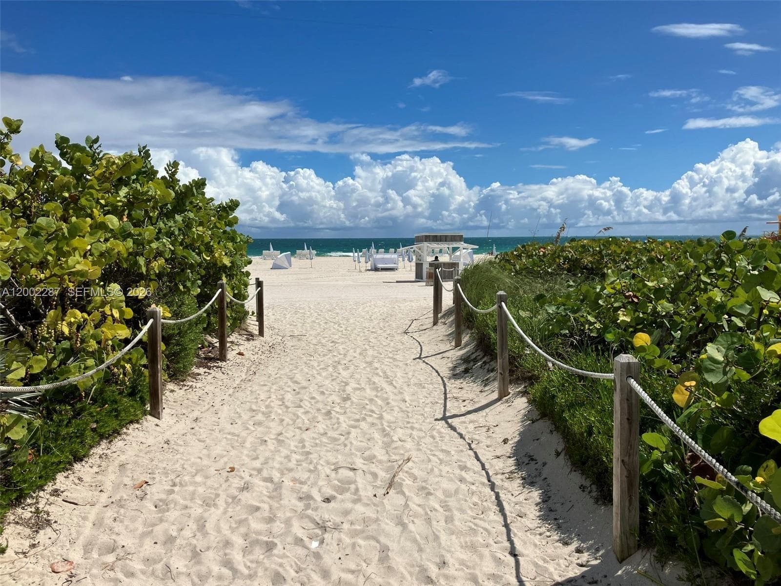 A12002287 — Miami Beach — 21