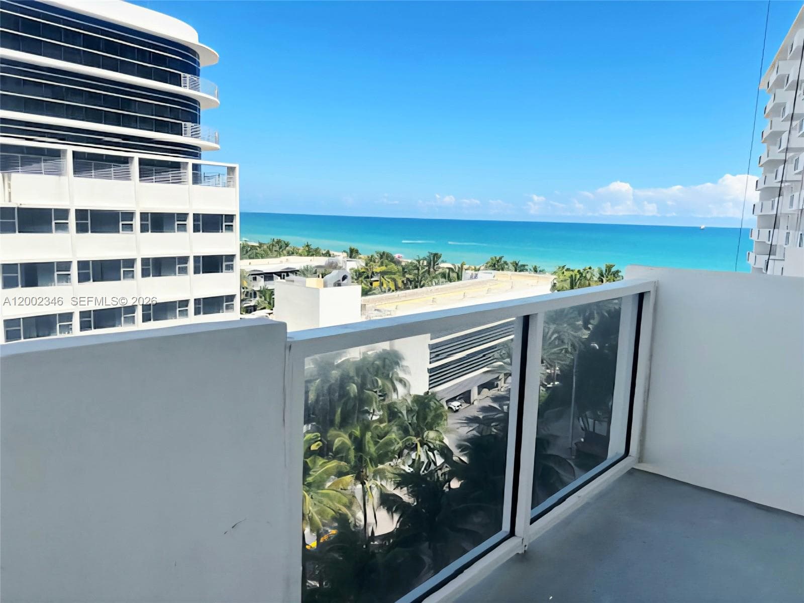 A12002346 — Miami Beach — 22