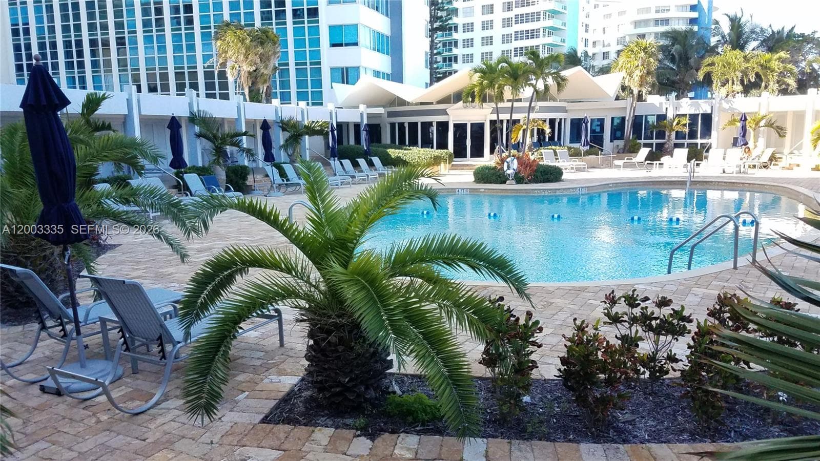 A12003335 — Miami Beach — 3