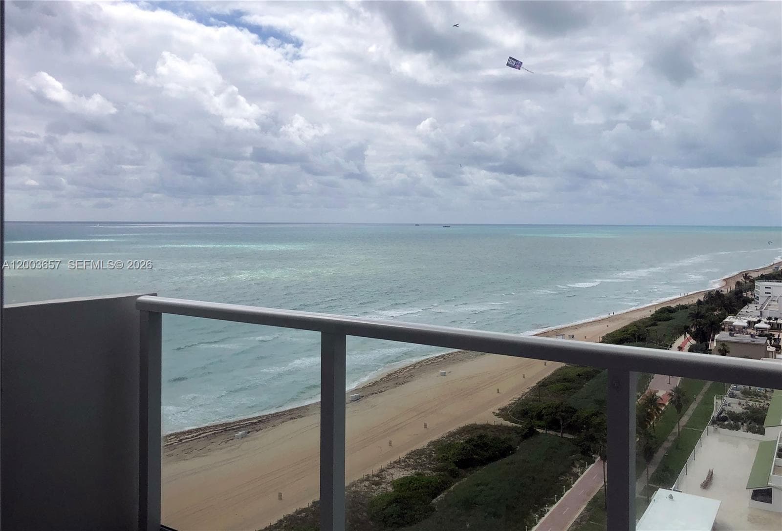 A12003657 — Miami Beach — 5