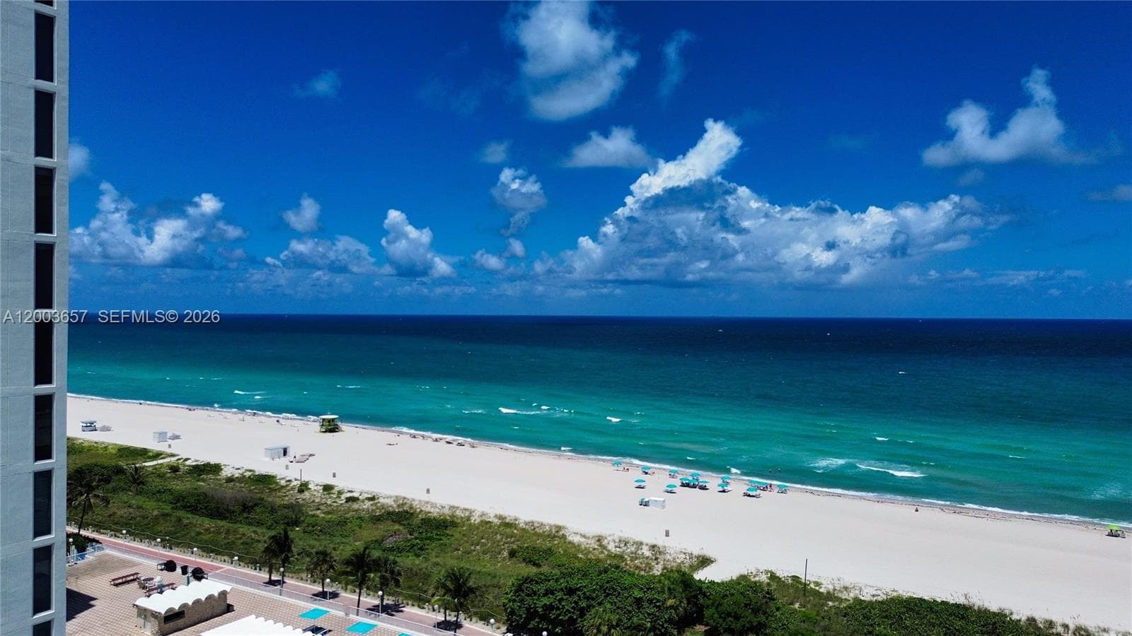 A12003657 — Miami Beach — 33