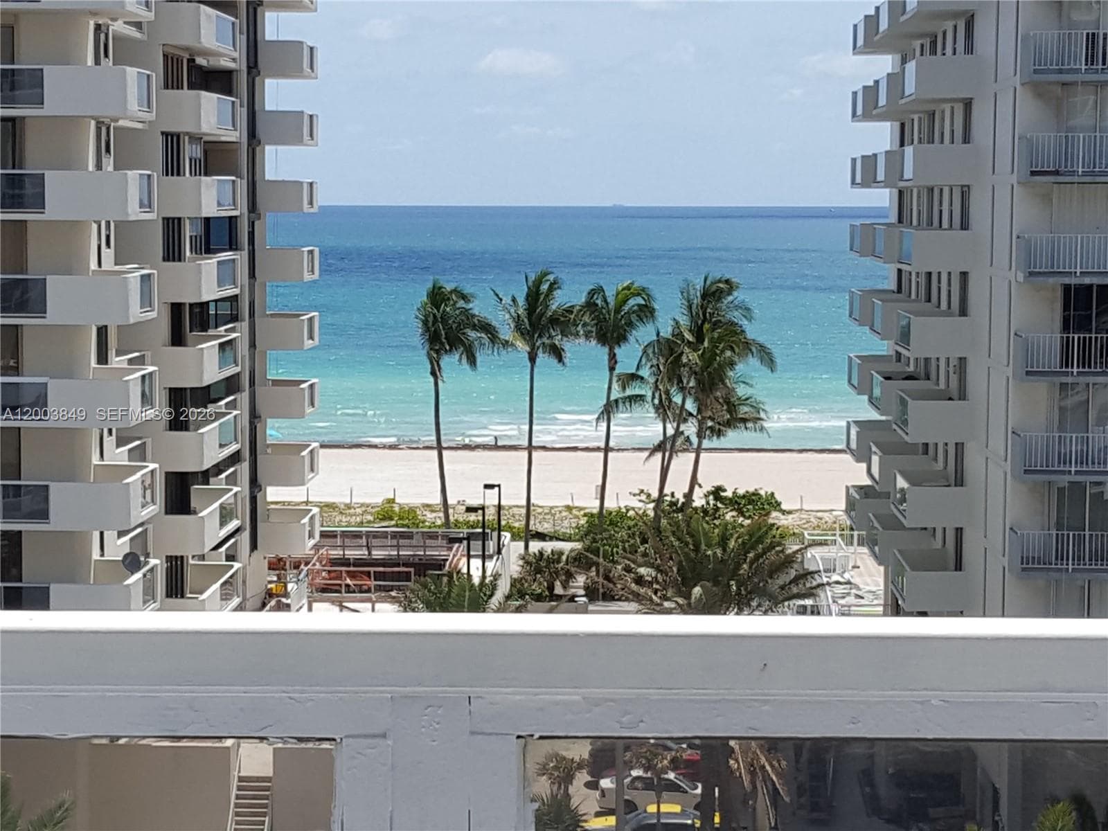 A12003849 — Miami Beach — 2