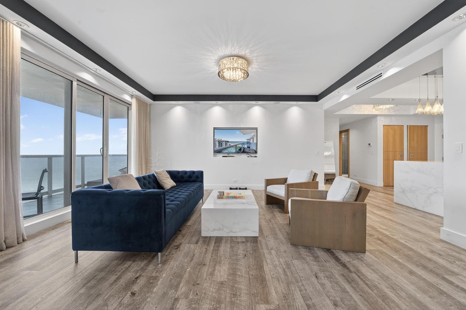 B26018569 — Miami Beach