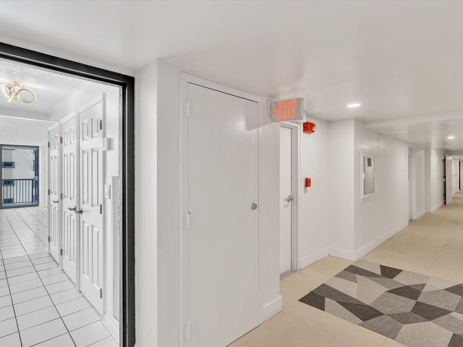 B26018644 — Miami Beach — 2