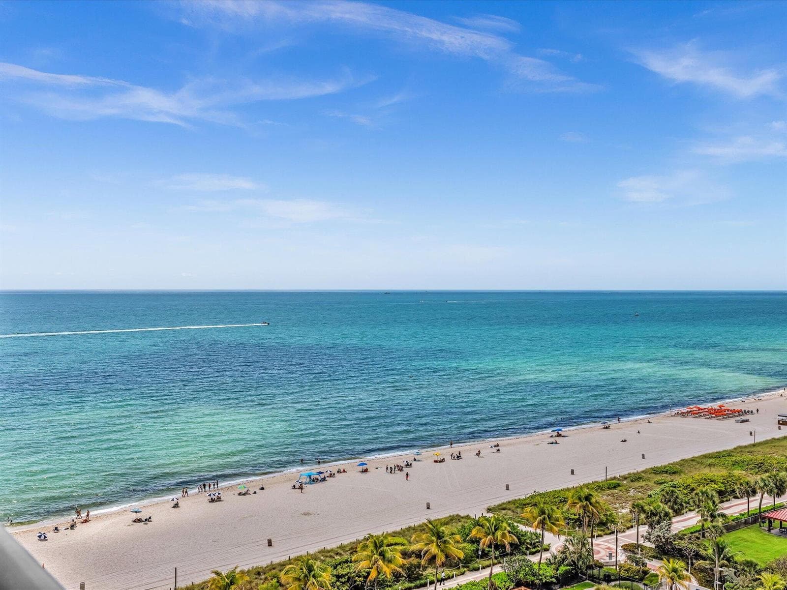 B26018644 — Miami Beach — 13