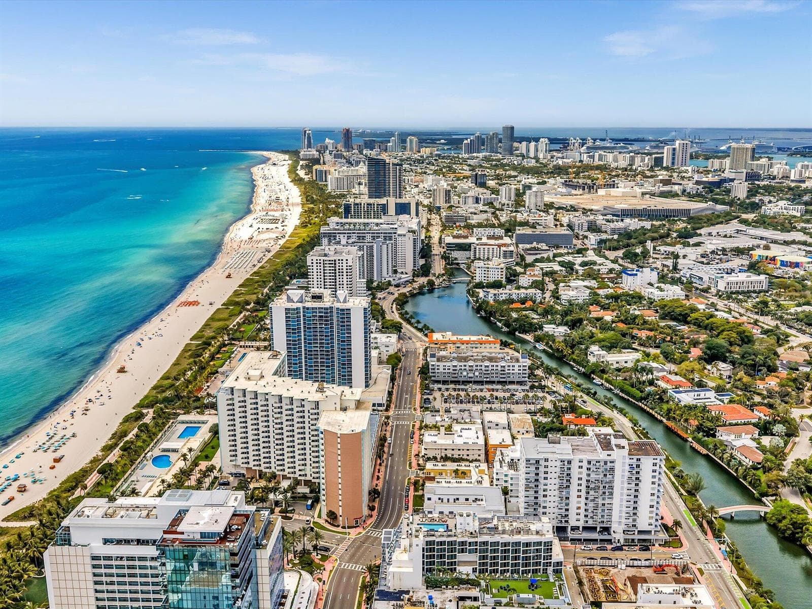 B26018644 — Miami Beach — 45