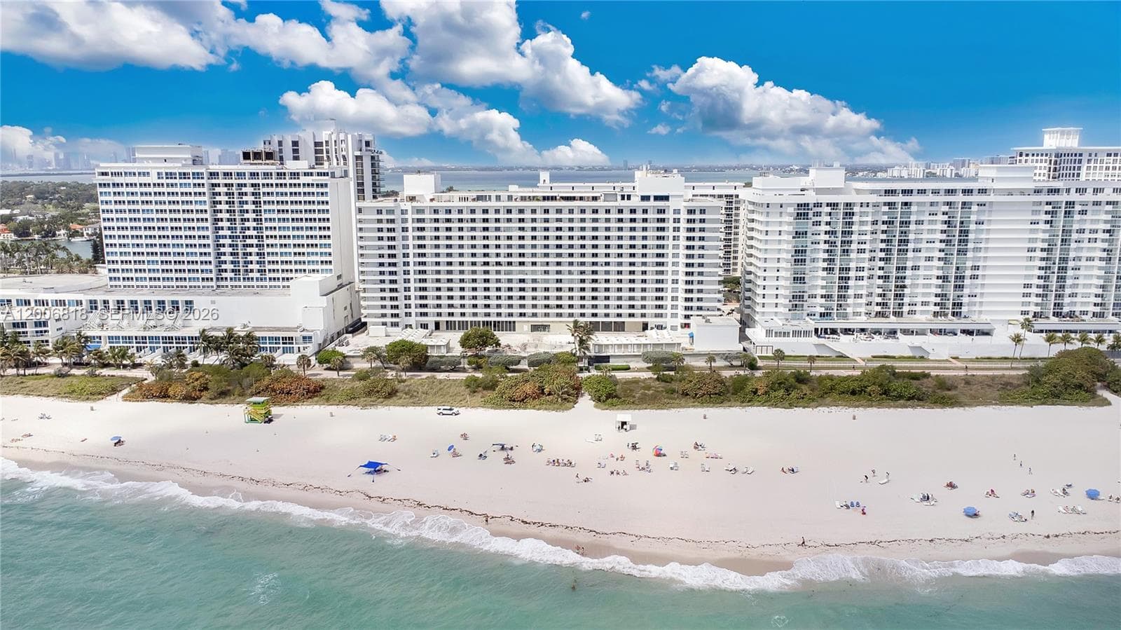 A12006818 — Miami Beach