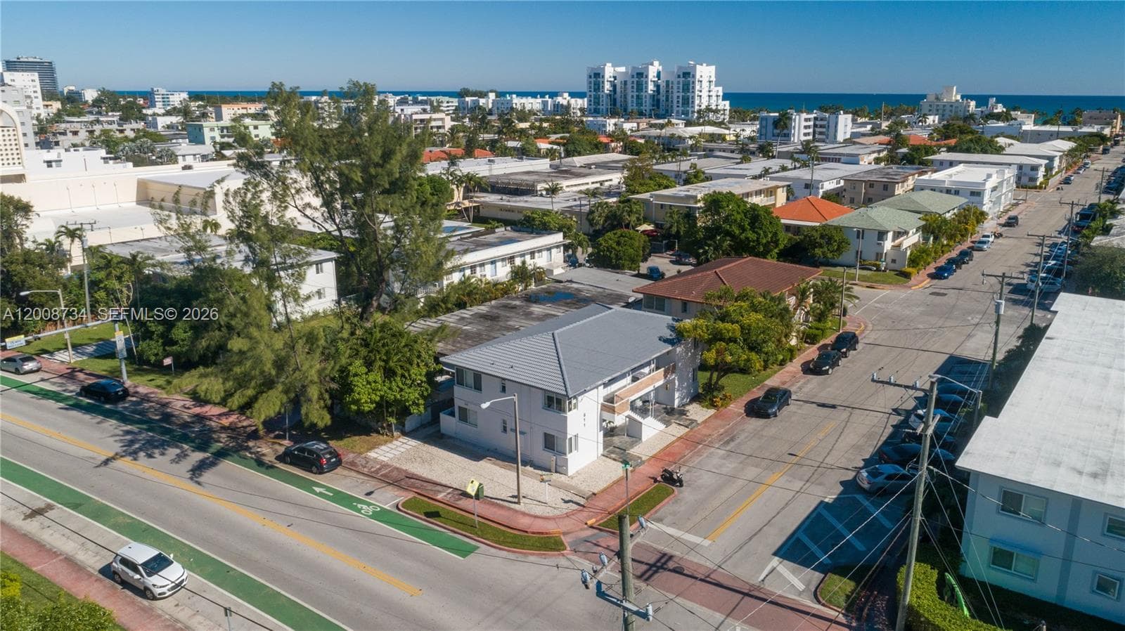 A12008734 — Miami Beach — 5