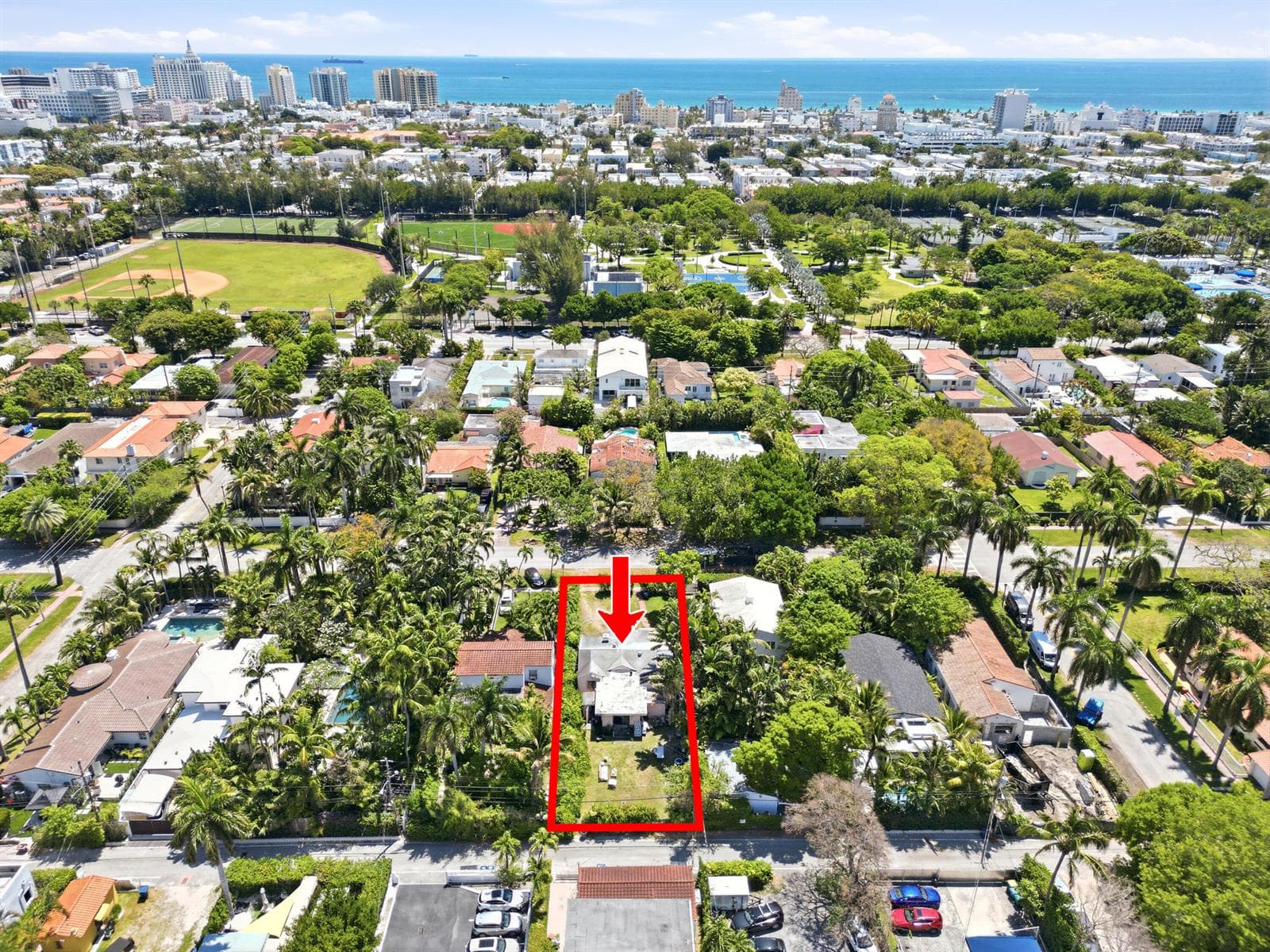 B26023361 — Miami Beach — 2