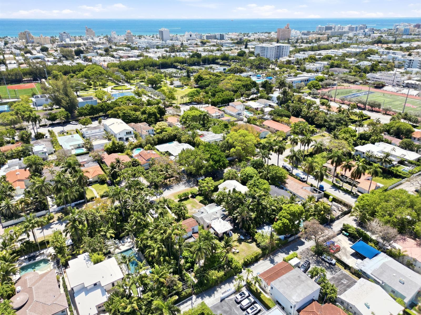 B26023361 — Miami Beach — 20