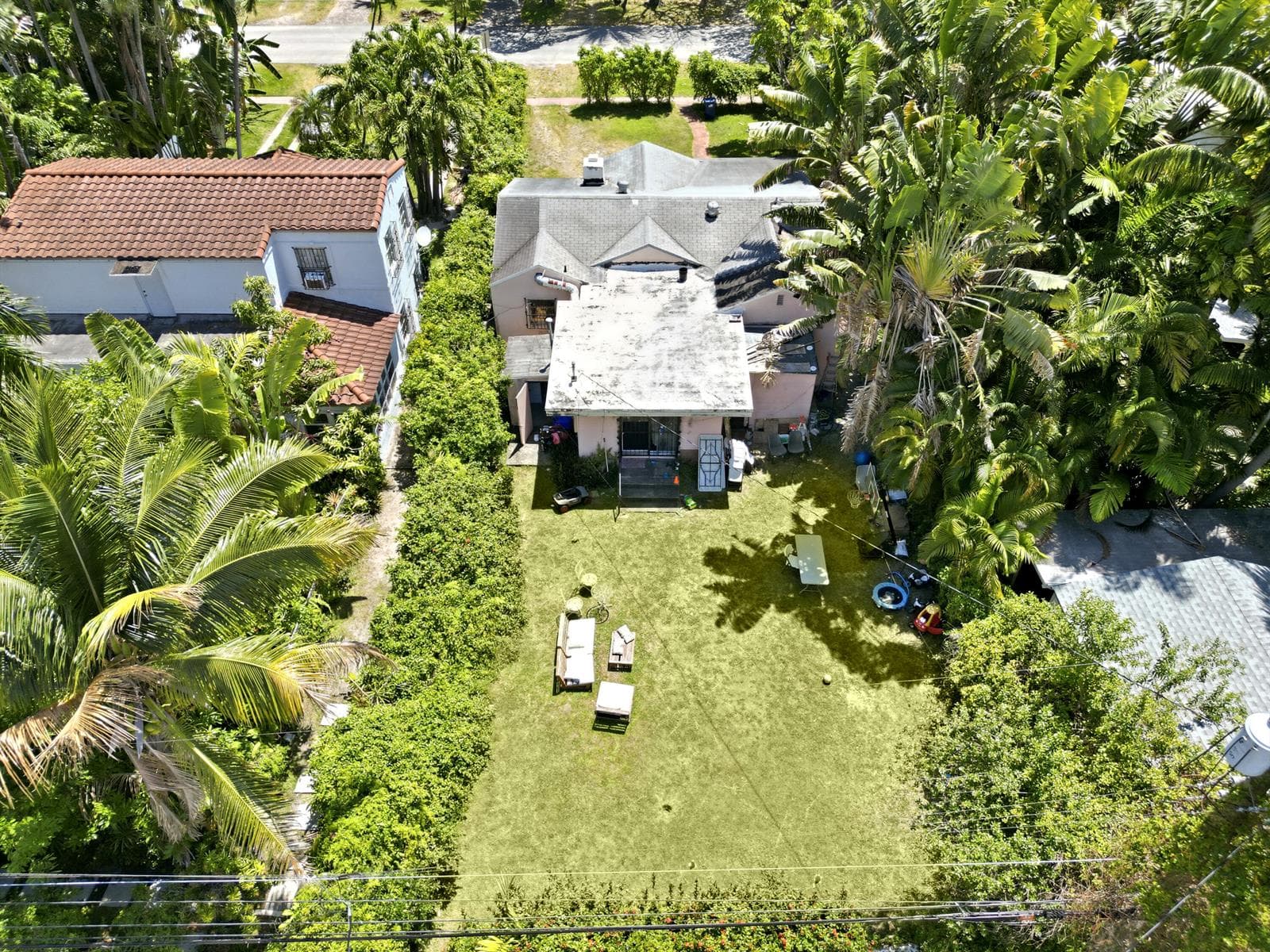 B26023361 — Miami Beach — 8