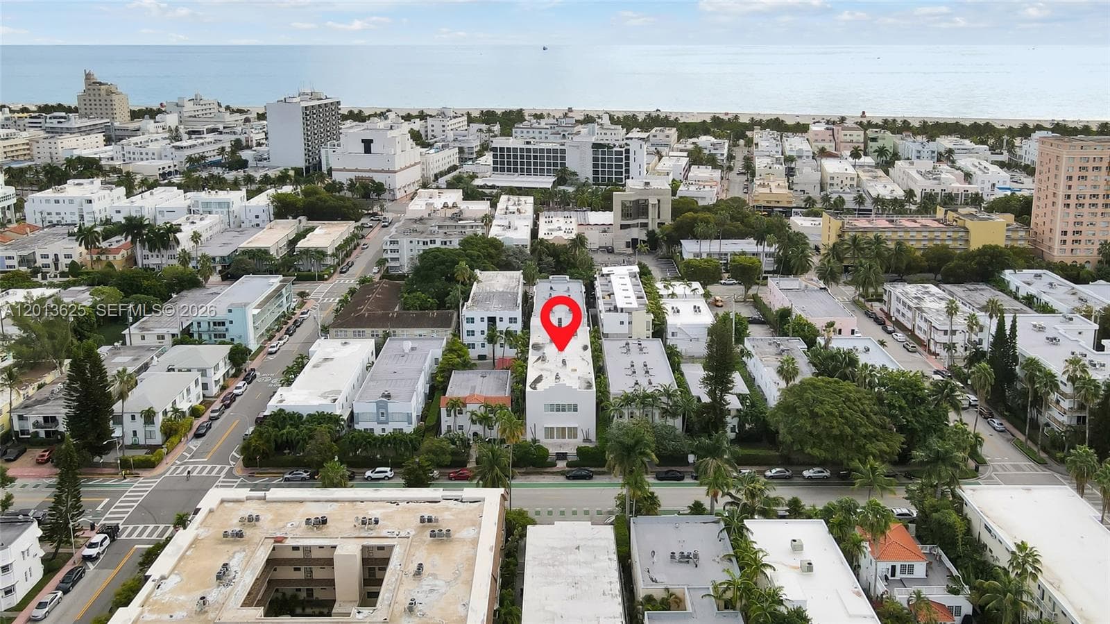 A12013625 — Miami Beach — 23