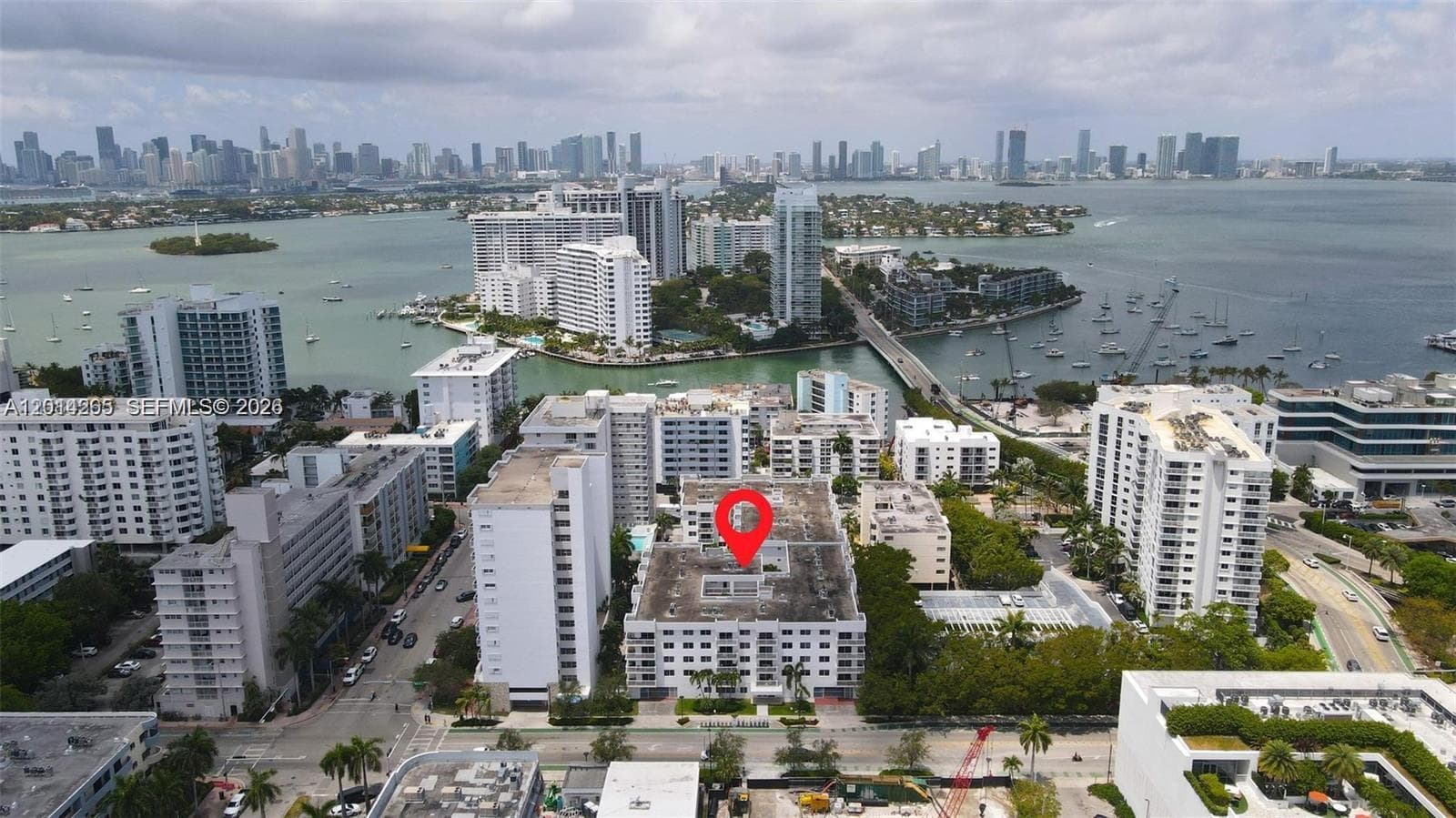 A12014265 — Miami Beach — 30