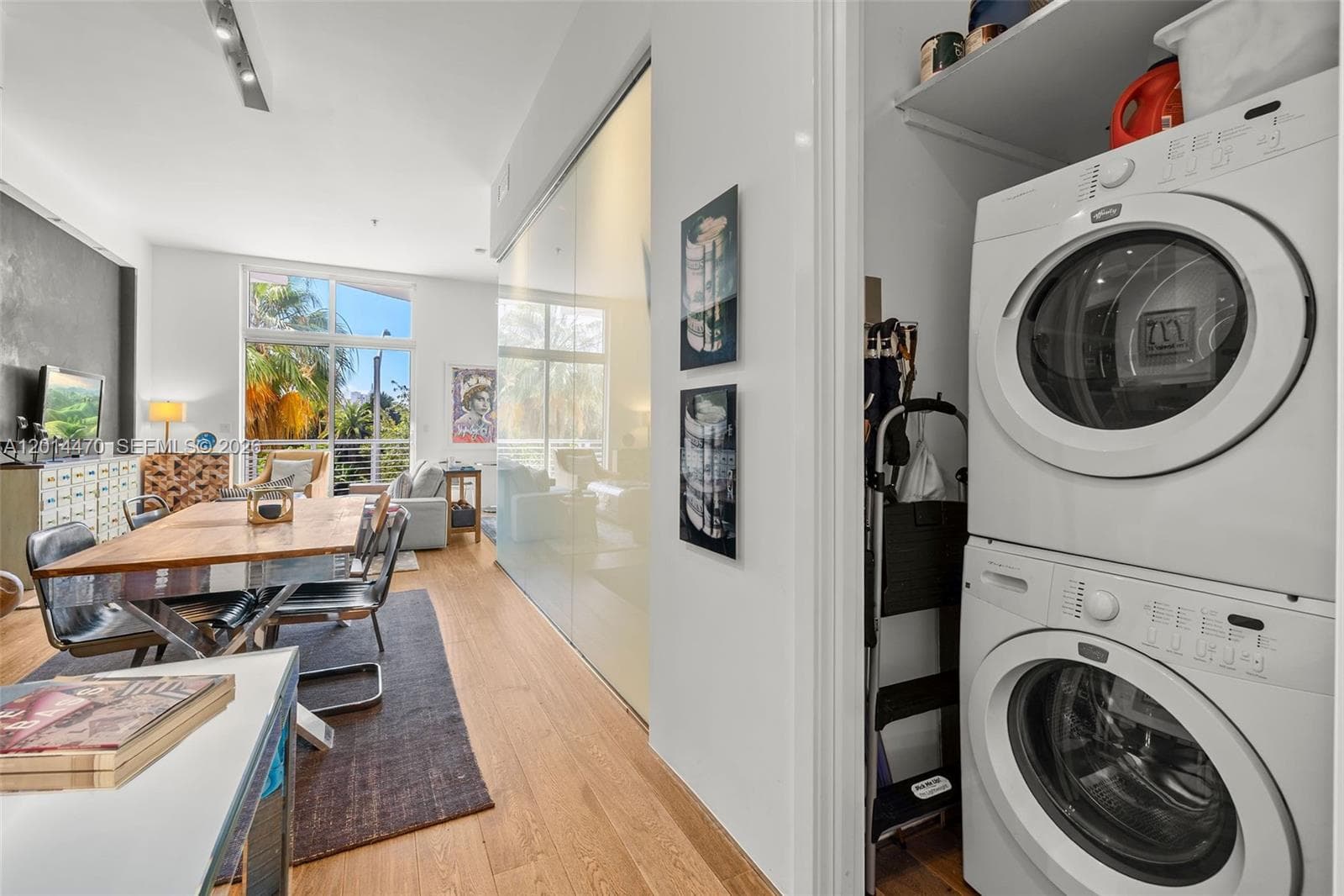 A12014470 — Miami Beach — 24