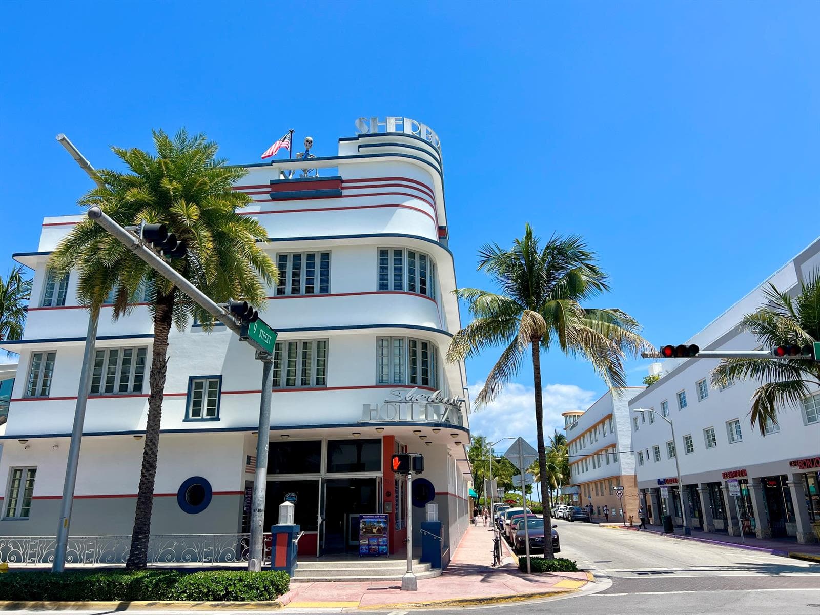 B26025235 — Miami Beach — 23
