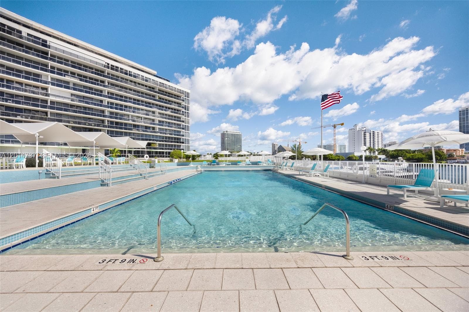 A12014737 — Miami Beach — 31