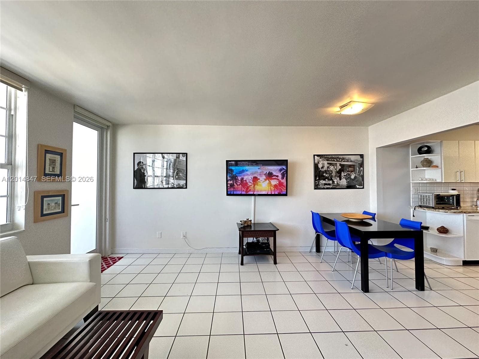 A12014847 — Miami Beach — 11