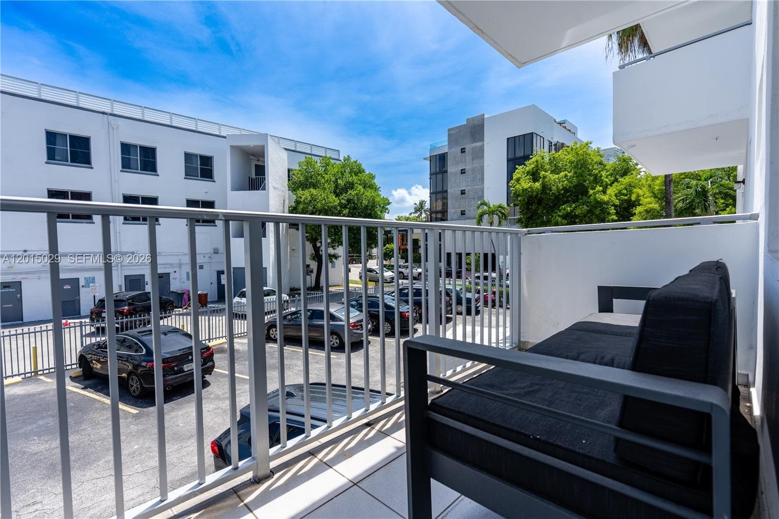 A12015029 — Miami Beach — 26