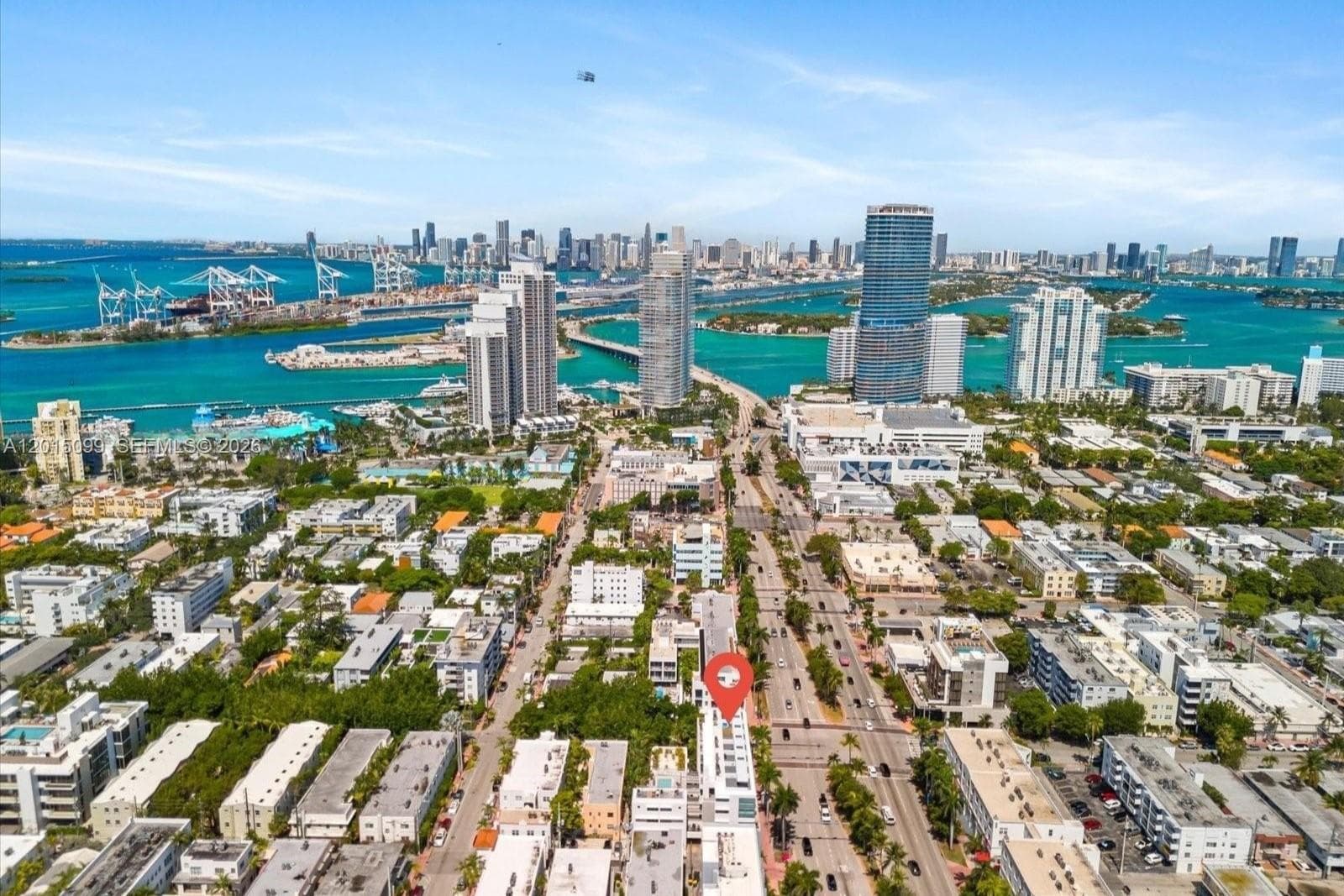 A12015099 — Miami Beach — 30