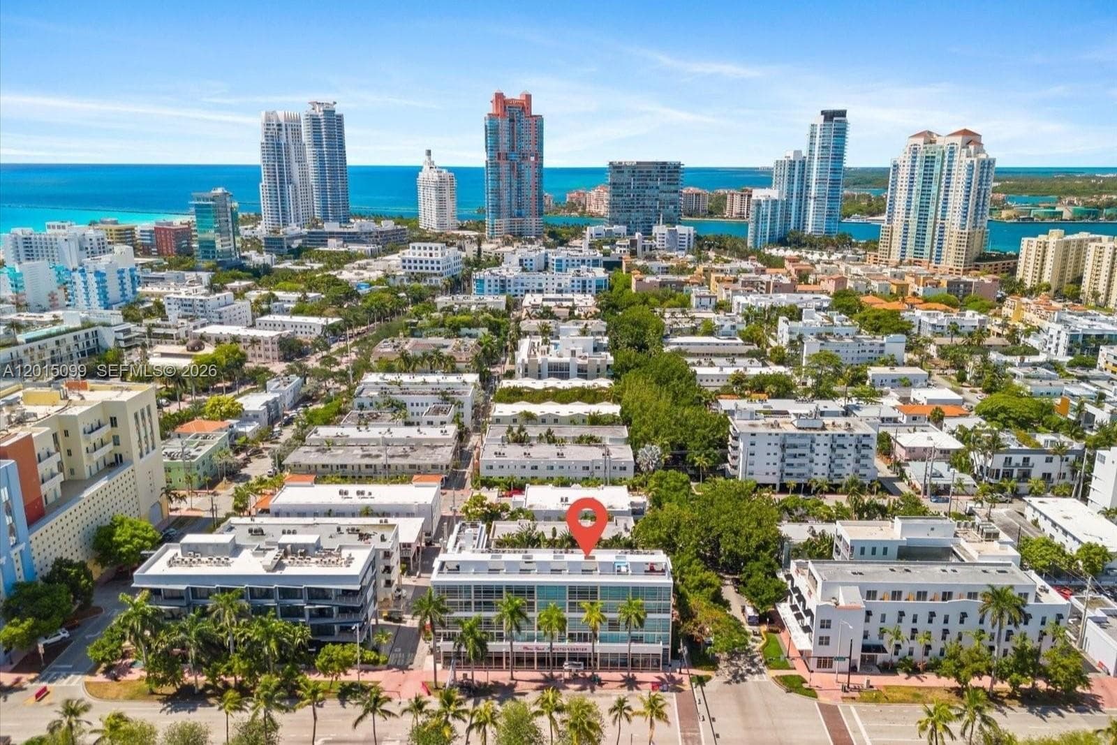 A12015099 — Miami Beach — 31