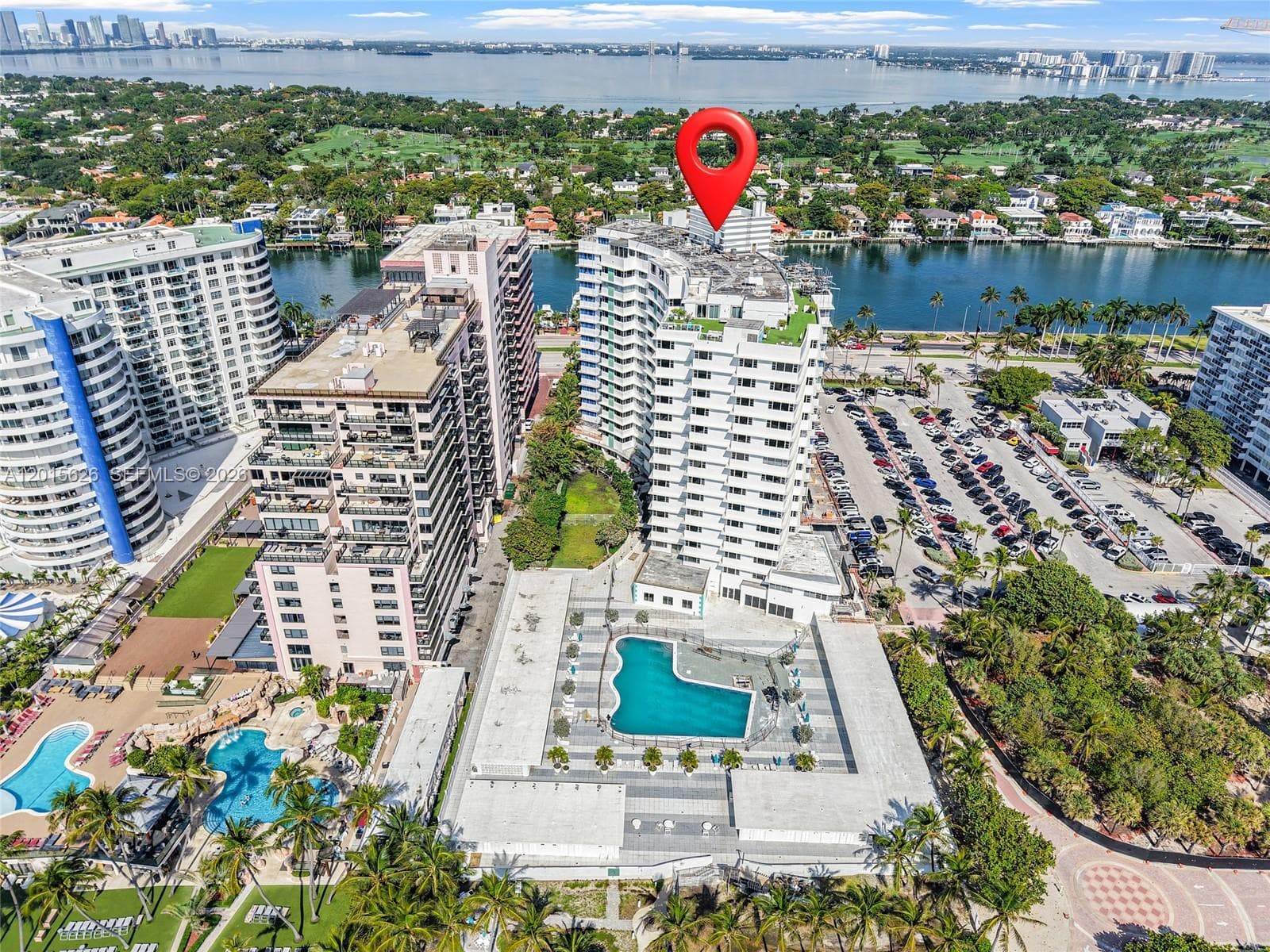 A12015626 — Miami Beach — 35