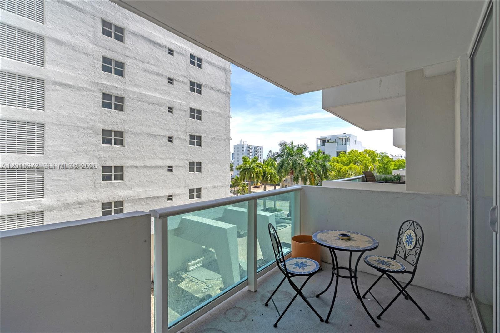 A12015672 — Miami Beach — 18
