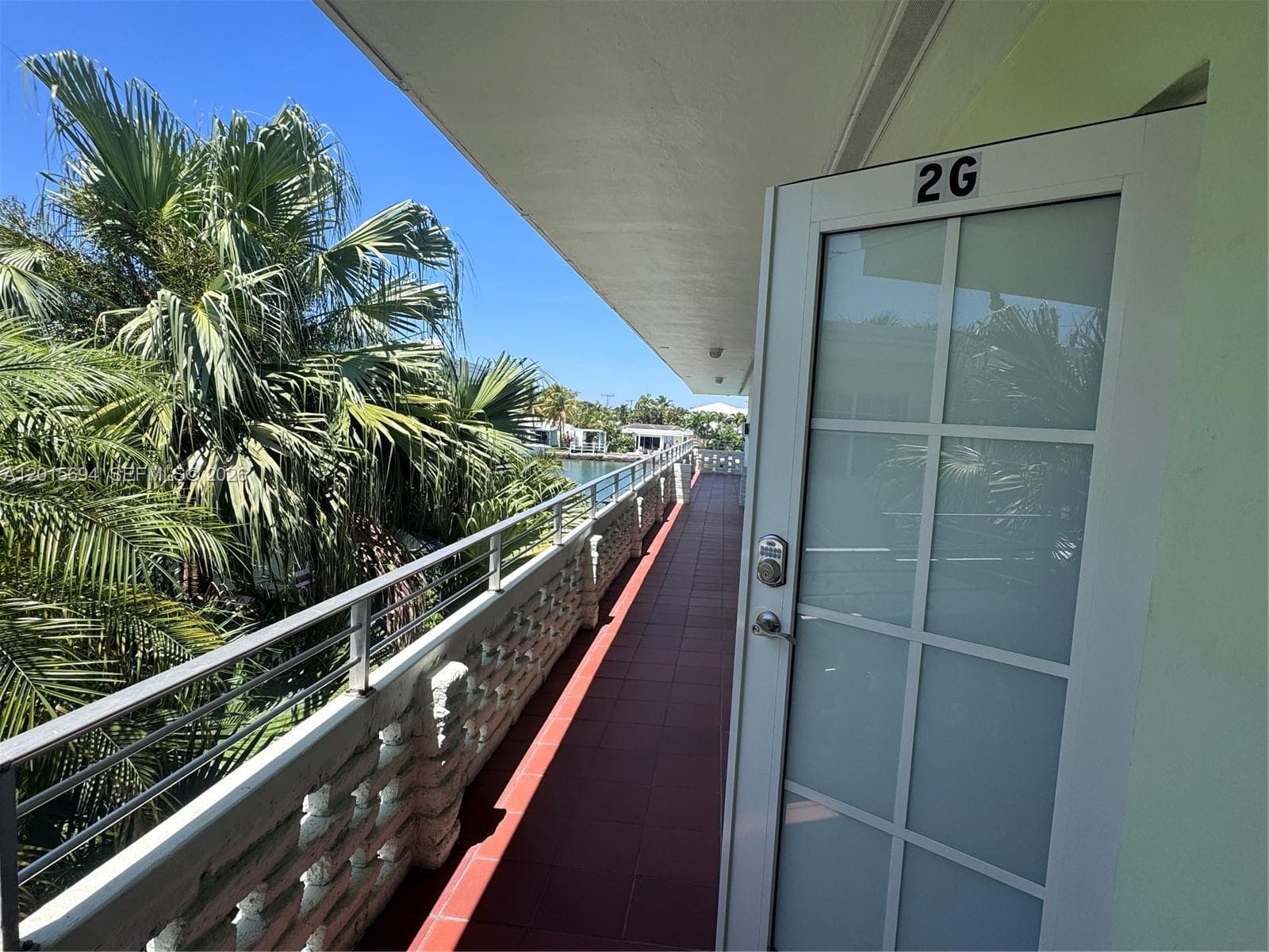 A12015694 — Miami Beach