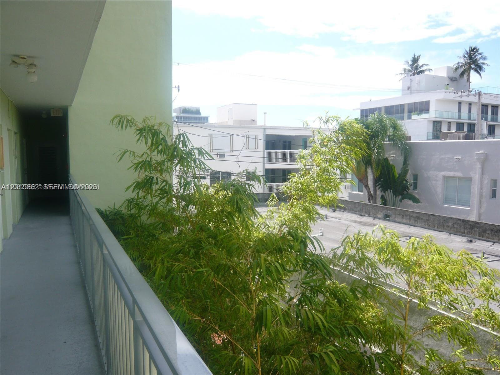 A12015862 — Miami Beach — 2