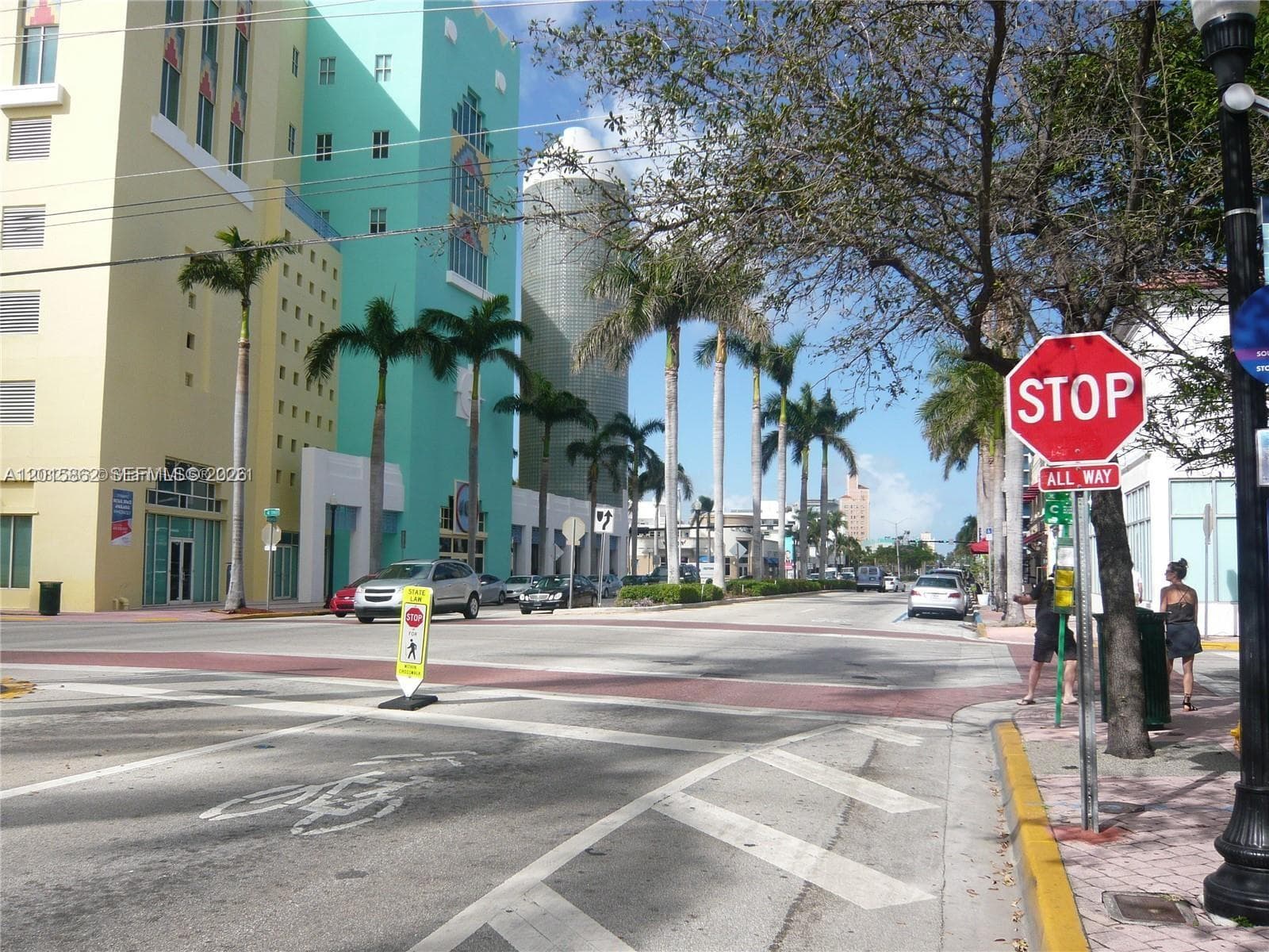 A12015862 — Miami Beach — 18
