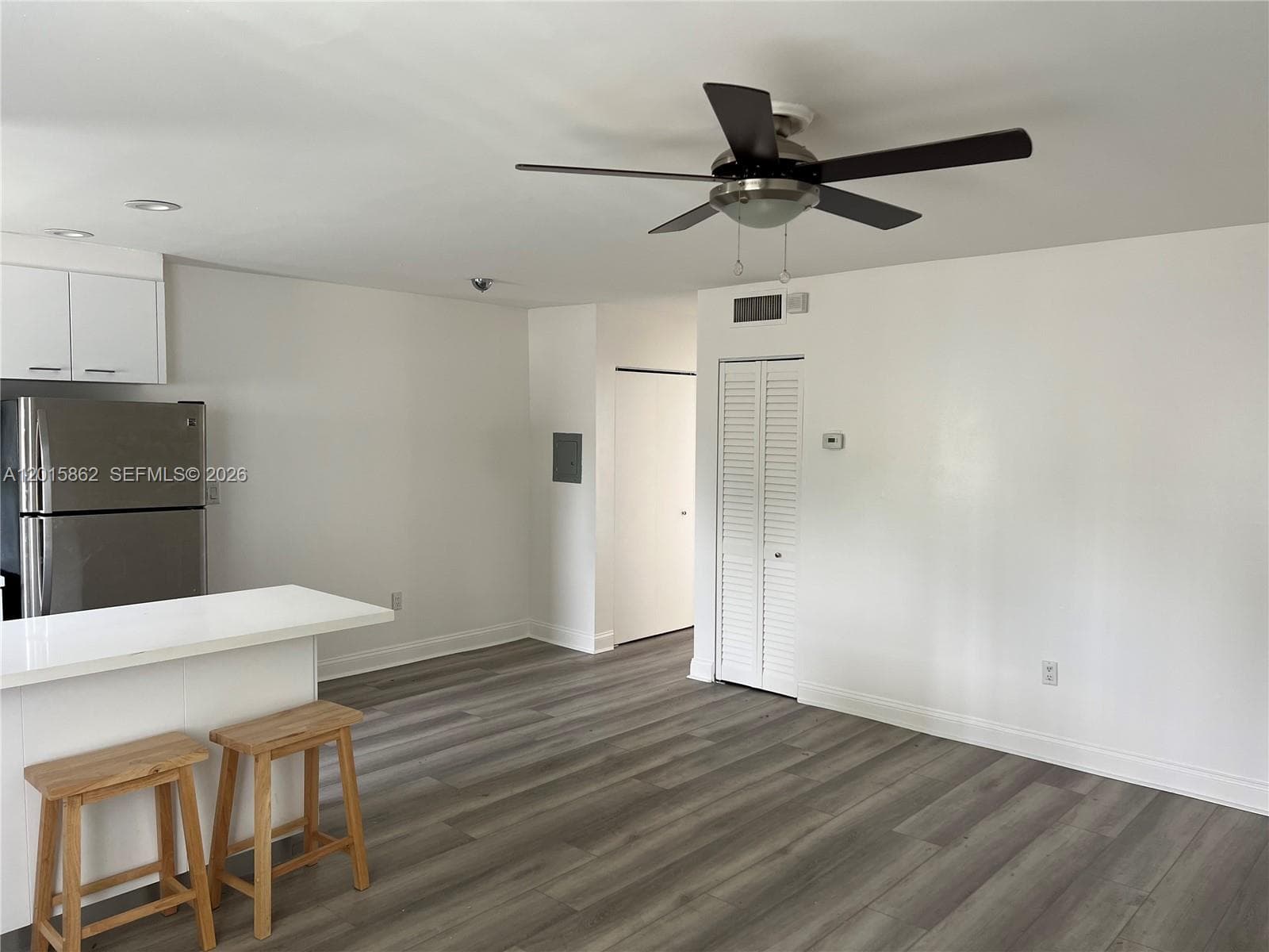 A12015862 — Miami Beach — 4
