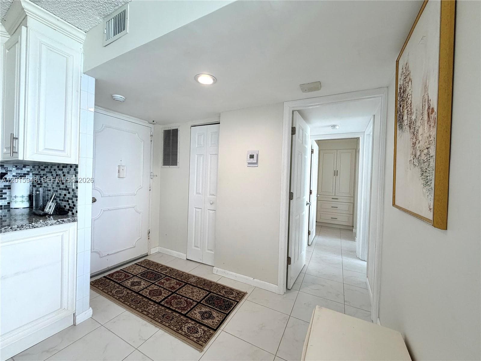 A12015948 — Miami Beach — 13
