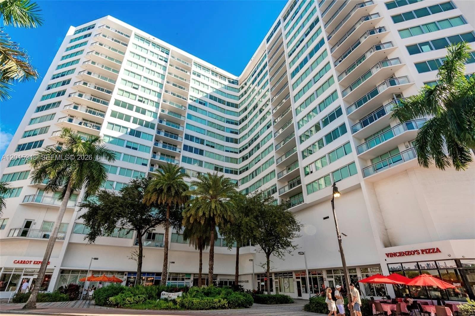 A12015948 — Miami Beach — 5