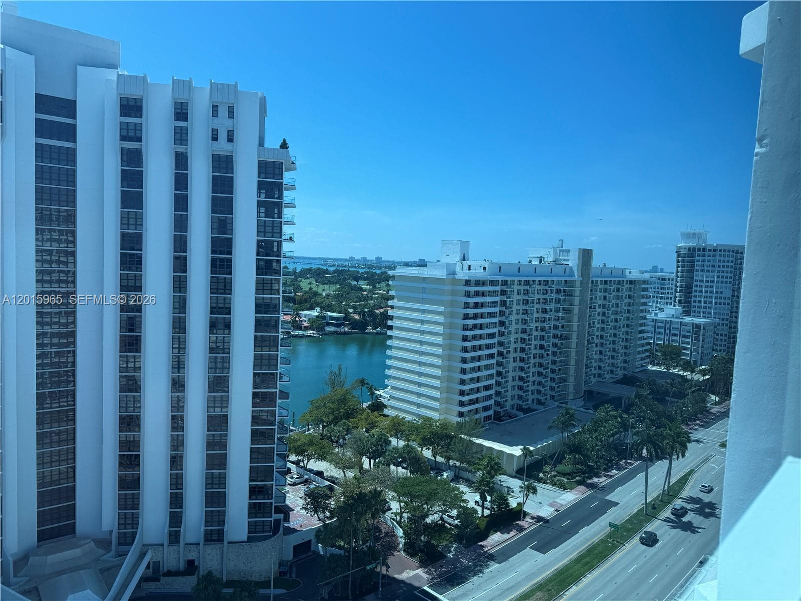 A12015965 — Miami Beach — 3