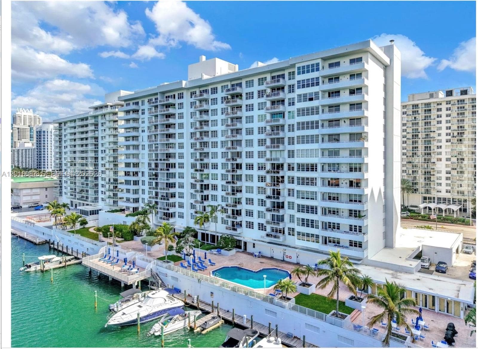 A12016067 — Miami Beach — 8