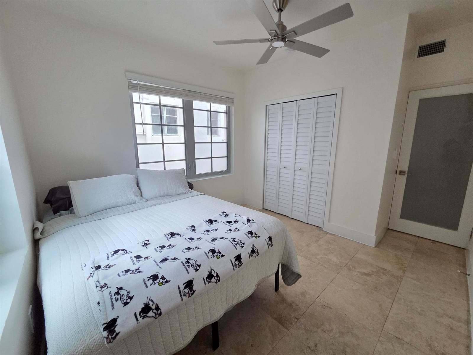 B26026456 — Miami Beach — 13