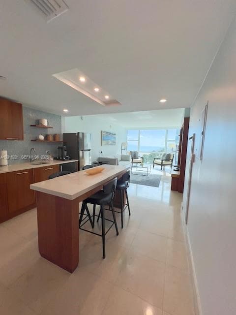 A12016221 — Miami Beach — 11