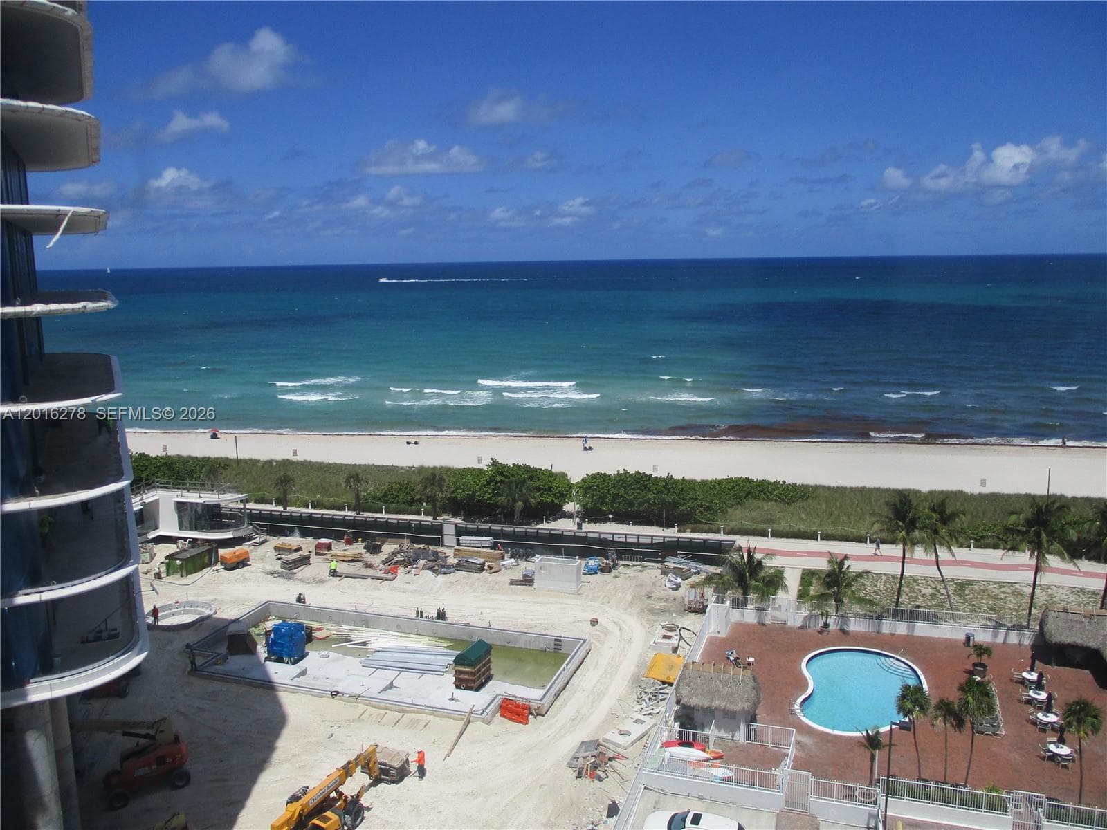 A12016278 — Miami Beach — 4