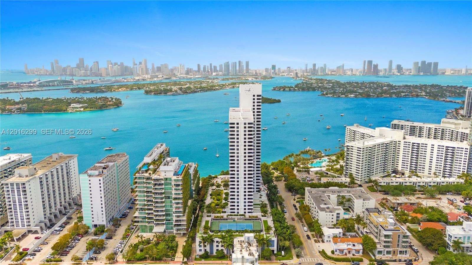 A12016299 — Miami Beach — 51
