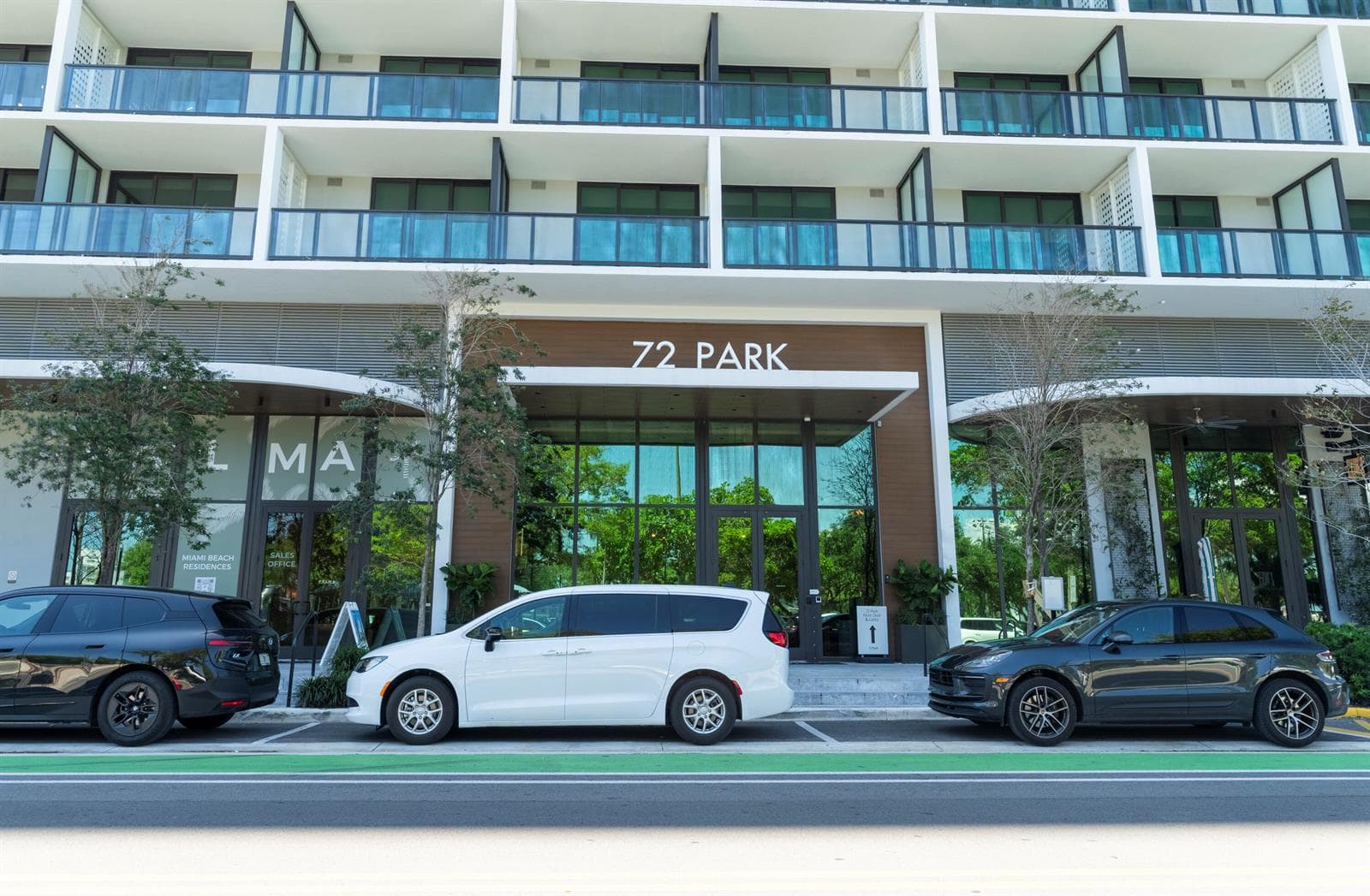 B26027018 — Miami Beach — 3