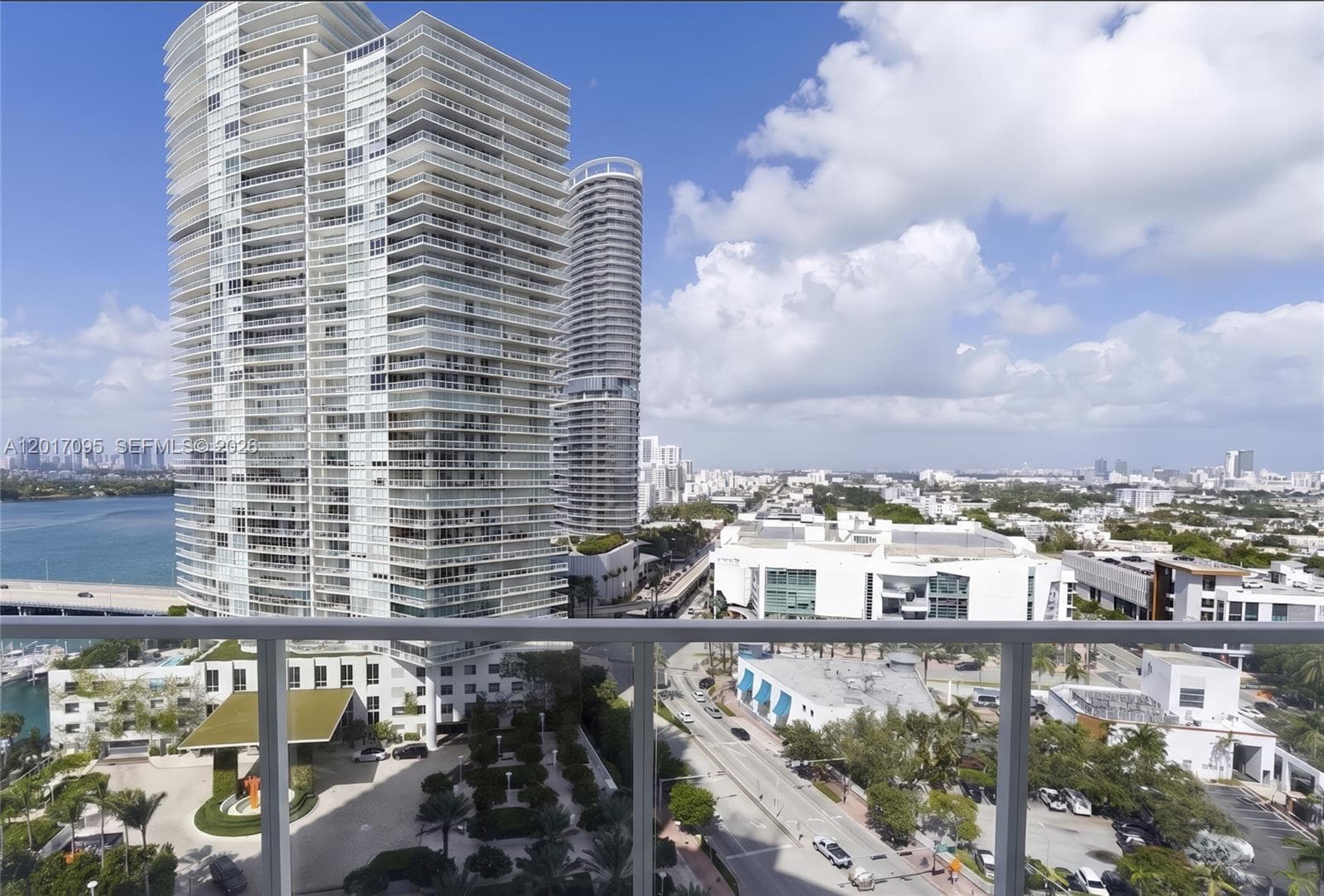 A12017095 — Miami Beach — 7