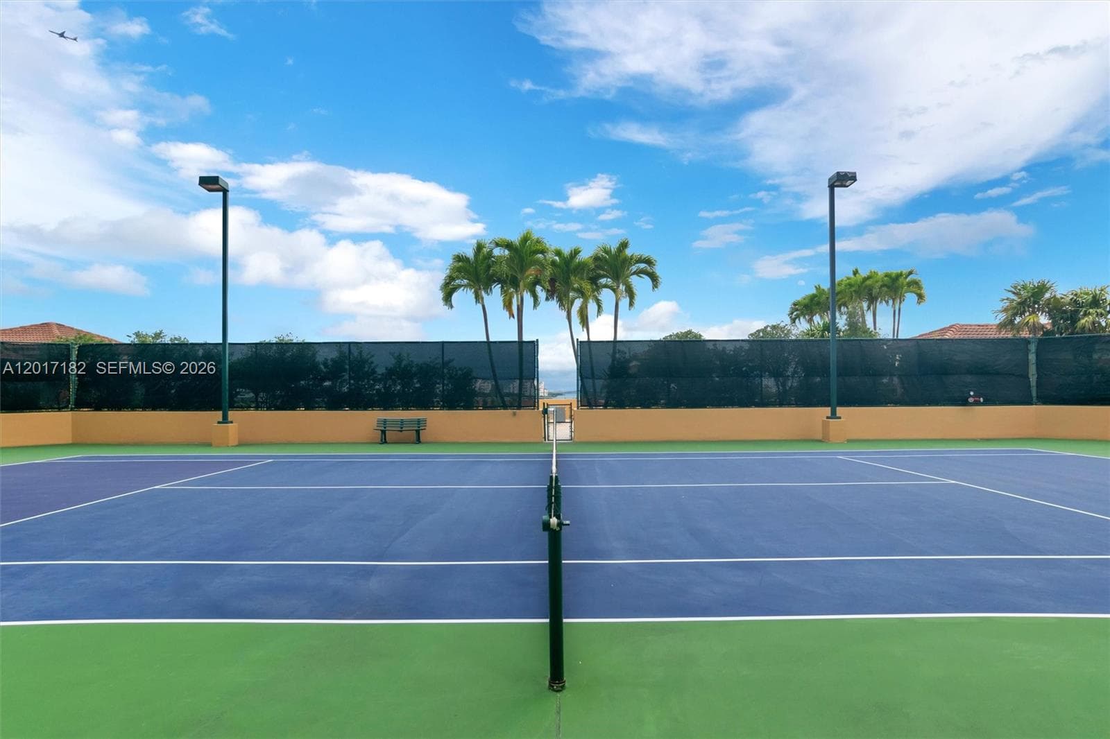 A12017182 — Miami Beach — 19