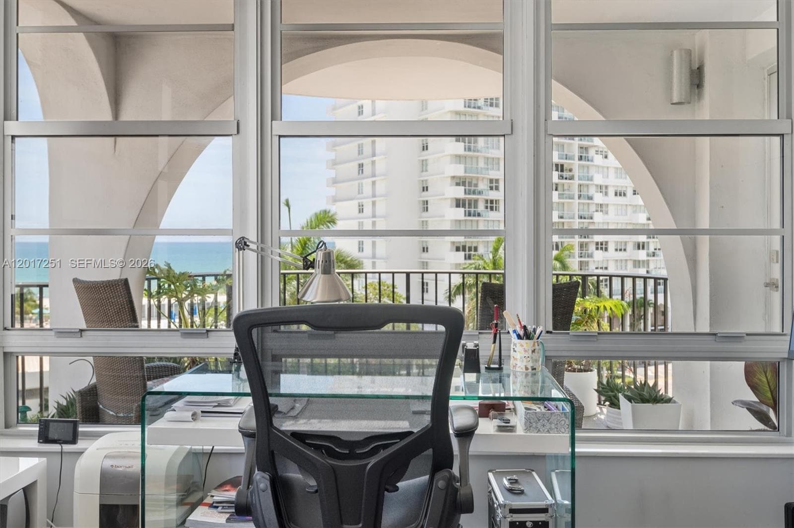 A12017251 — Miami Beach