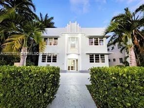 A12017574 — Miami Beach