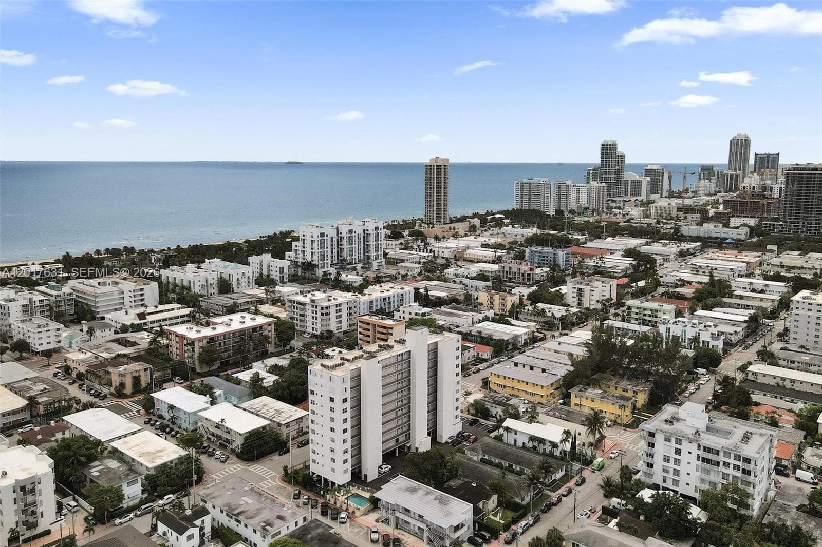 A12017631 — Miami Beach — 19
