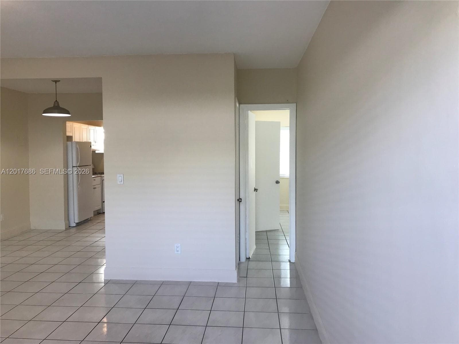 A12017686 — Miami Beach — 5